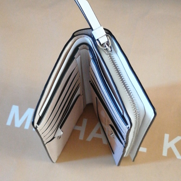 Kate Spade New York female Staci Colorblock Medium Compact Bifold Wallet